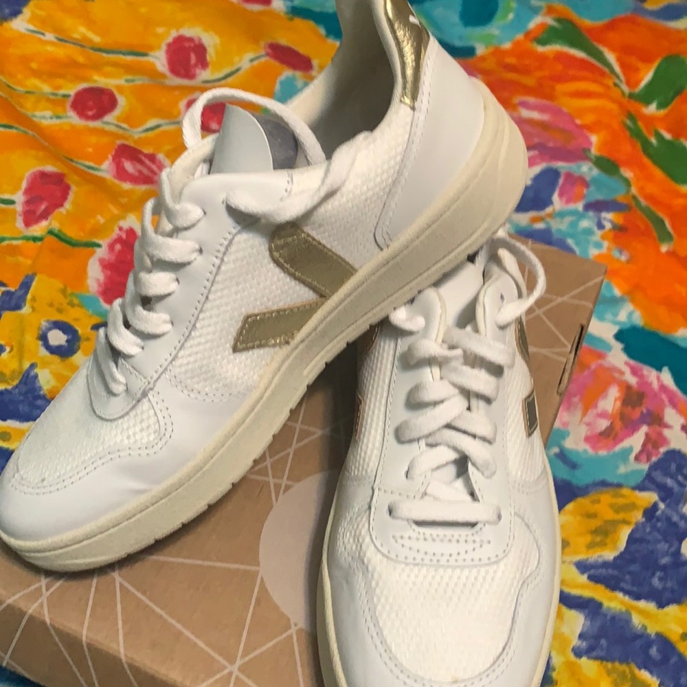 Veja White and Gold Women's Shoes